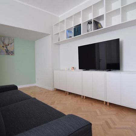 Beautiful Apartment In Old City Букурещ Екстериор снимка
