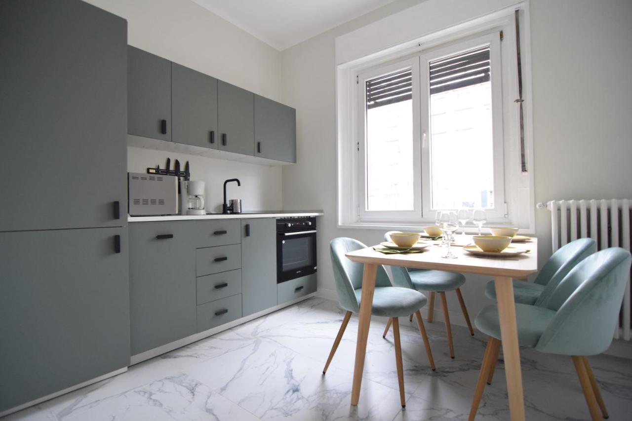 Beautiful Apartment In Old City Букурещ Екстериор снимка