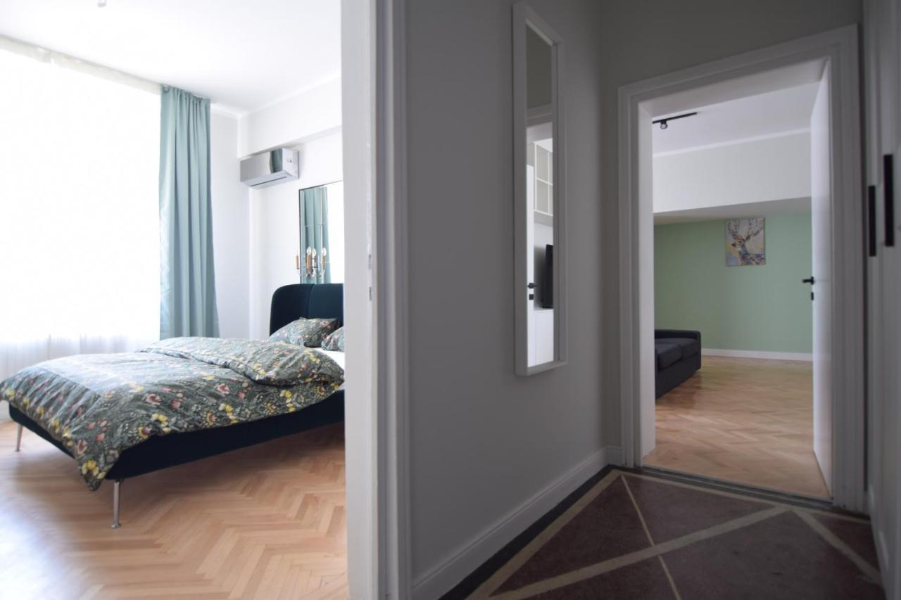 Beautiful Apartment In Old City Букурещ Екстериор снимка