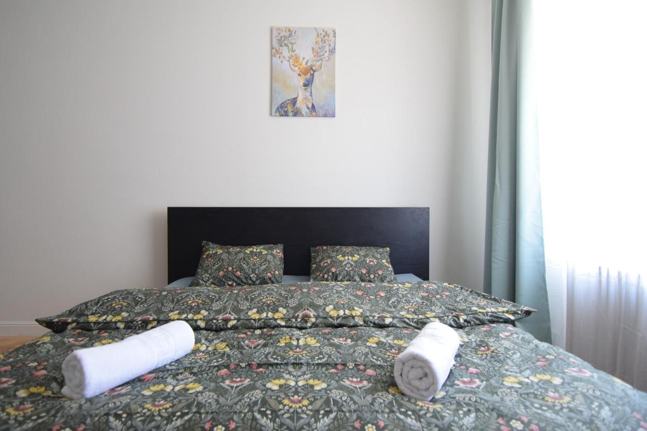 Beautiful Apartment In Old City Букурещ Екстериор снимка